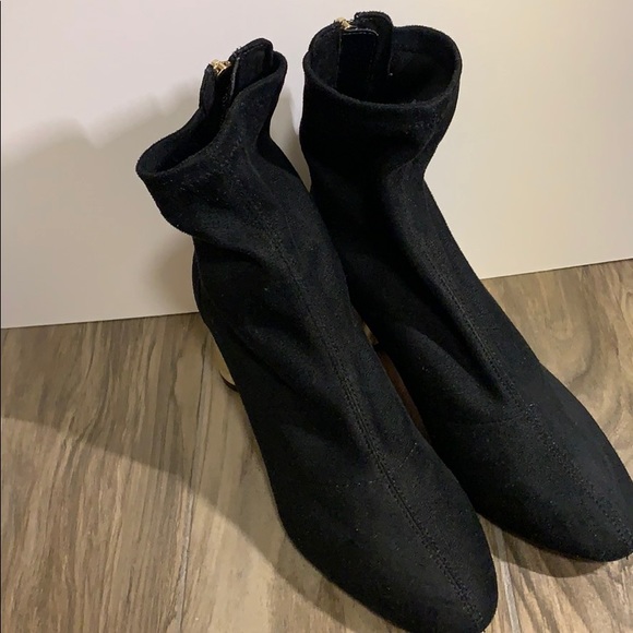 COPY - Zara ankle suede boot - Picture 3 of 4